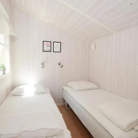 Ferienhaus 3 Bedroom Cozy In Vaeggerlose Bøtø By