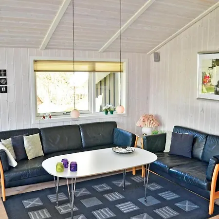 Ferienhaus 3 Bedroom Cozy In Vaeggerlose